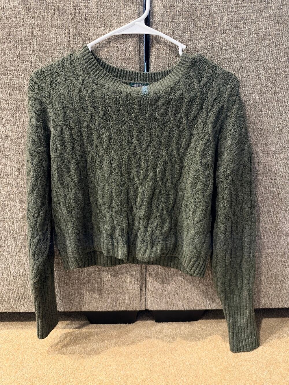 Women’s WIld Fable Knitted Hunter Green Sweater Size XS